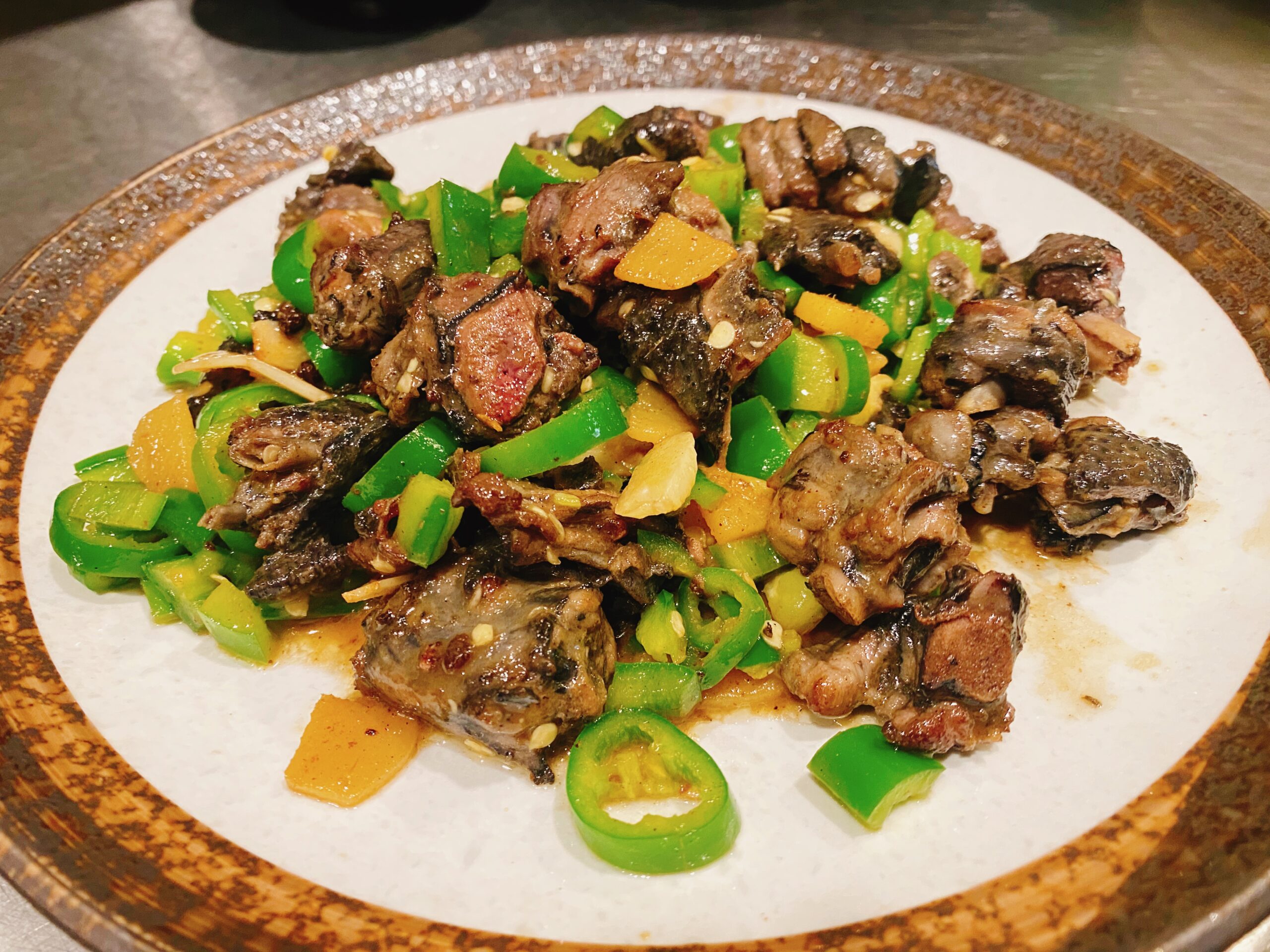尖椒乌鸡 Hot Pepper Black Chicken